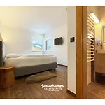 Falkenstein Hinterglemm Apartamento *